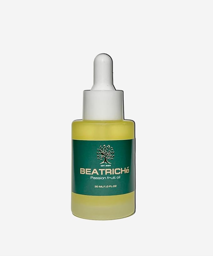 Maracuja Passion Fruit Seed oil, Straight, Cold Pressed, 100% Pure & Natural, Moisturizing oil, Lightweight fast-absorbing oil; rejuvinating body oil; Nourishing oil; Oil for glowing skin and hair.