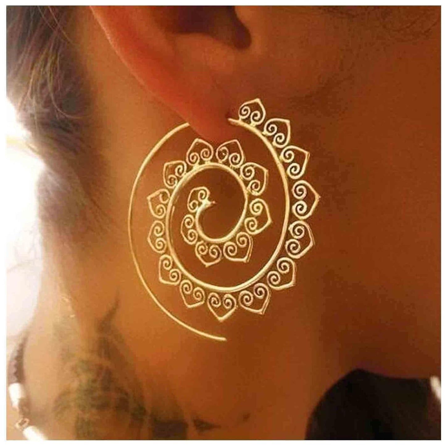 Bohemia Mandala Spiral Earrings Gold Vortex Gear Earrings Exaggerated Hoop Earrings Large Circular Swirl Earrings Indian Tribal Earrings Jewelry for Women and Girls