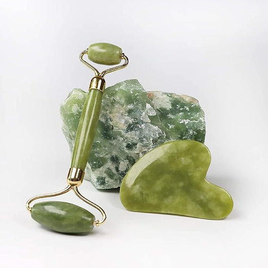 Jade Roller and Gua Sha Set, Green Jade, 7 x 4.7 x 1.4 Inch