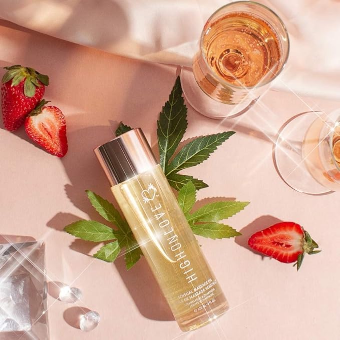 HIGHONLOVE Natural Body Oil with Hemp Seed, Grape Seed, & Vitamin E Oil - Moisturizing Body Glow with a Non-Greasy, Glowy Finish (120 ml) (Strawberries & Champagne)