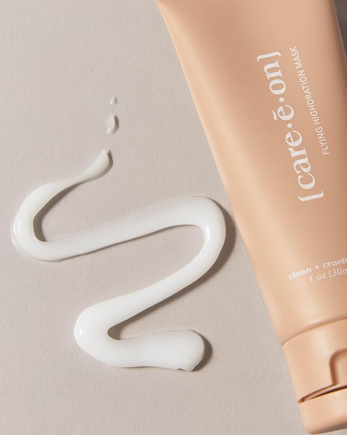 Careeon En Route Essentials Skin Care Kit with Luggage Tag (Green)