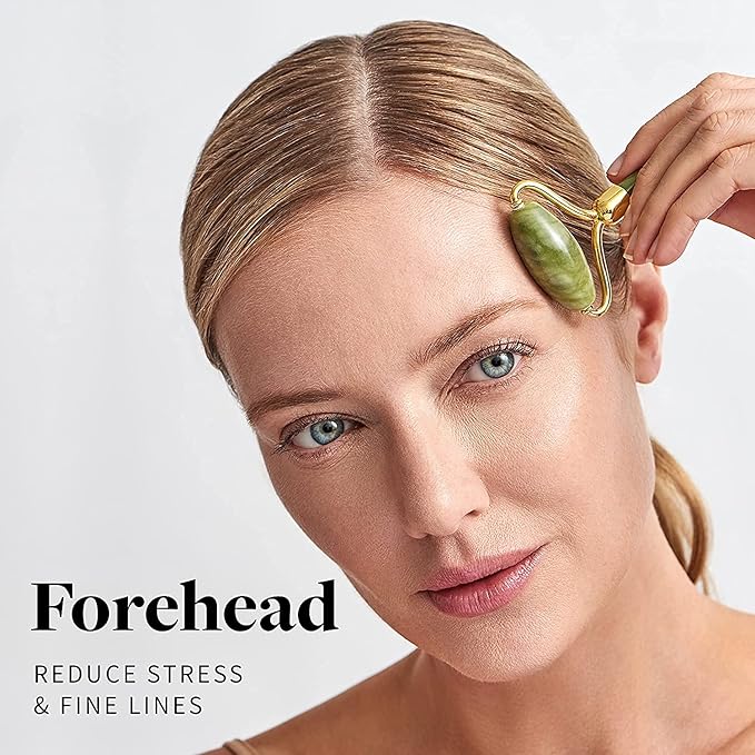 Jade Roller and Gua Sha Set, Green Jade, 7 x 4.7 x 1.4 Inch