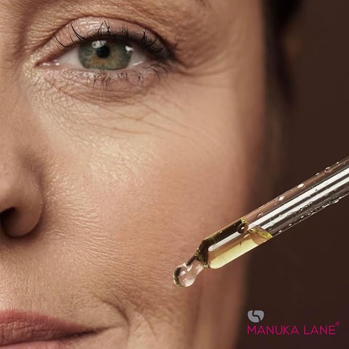 Bee Venom Face Serum for Face and Neck with Manuka Honey, Goji Extract and Vitamin E | Plant Based Formula | Carefully formulated to keep your skin young and healthy!