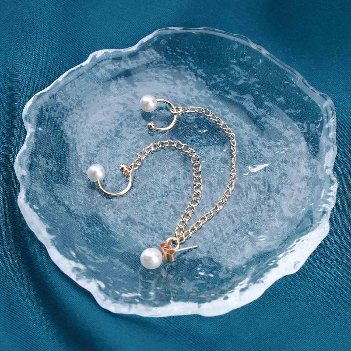 Vintage Pearl Cuff Chain Earrings Gold Chain Ear Cuffs Dangle Chain Cartilage Earrings Pearl Studs Earrings Cartilage Helix Earrings Helix to Lobe chain earrings Jewelry for Women and Girls (Gold A)