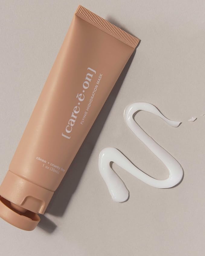 Careeon En Route Essentials Skin Care Kit with Luggage Tag 100% Vegan Leather Minimalistic Loop Design with Clear Window (tan) - Amazon Exclusive