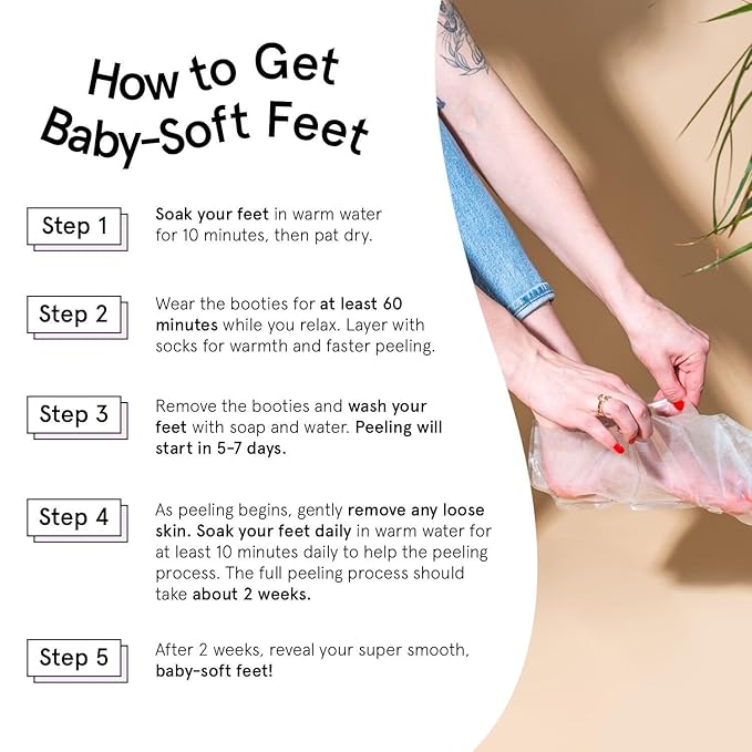 grace & stella Award-Winning Foot Peel Mask - Foot Peeling Mask with Aloe Vera - Moisturizing Foot Mask for Dry Cracked Feet - Foot Exfoliator for Baby Soft Feet (2 Pairs, Lavender)