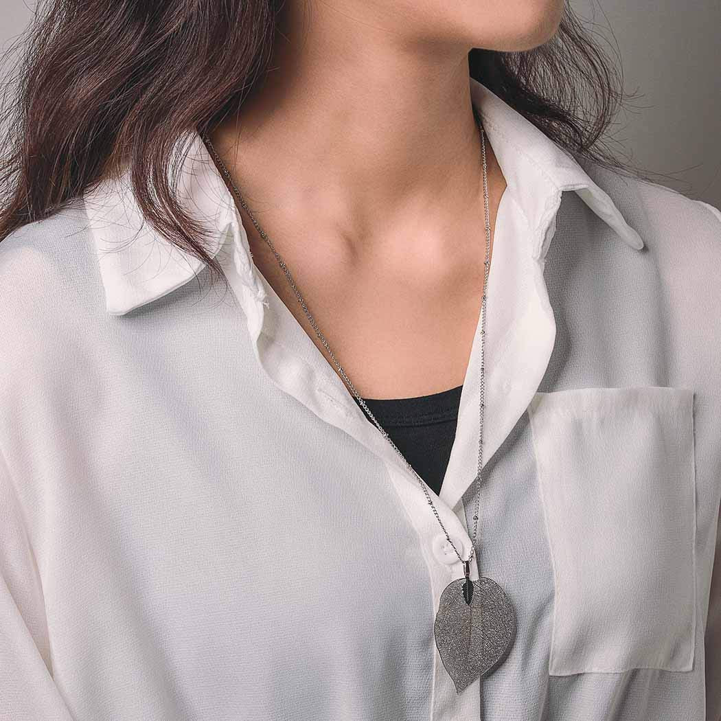 Simple Long Necklace Chain Leaf Pendant Necklaces Leaves Gold Jewelry Chains for Women and Girls