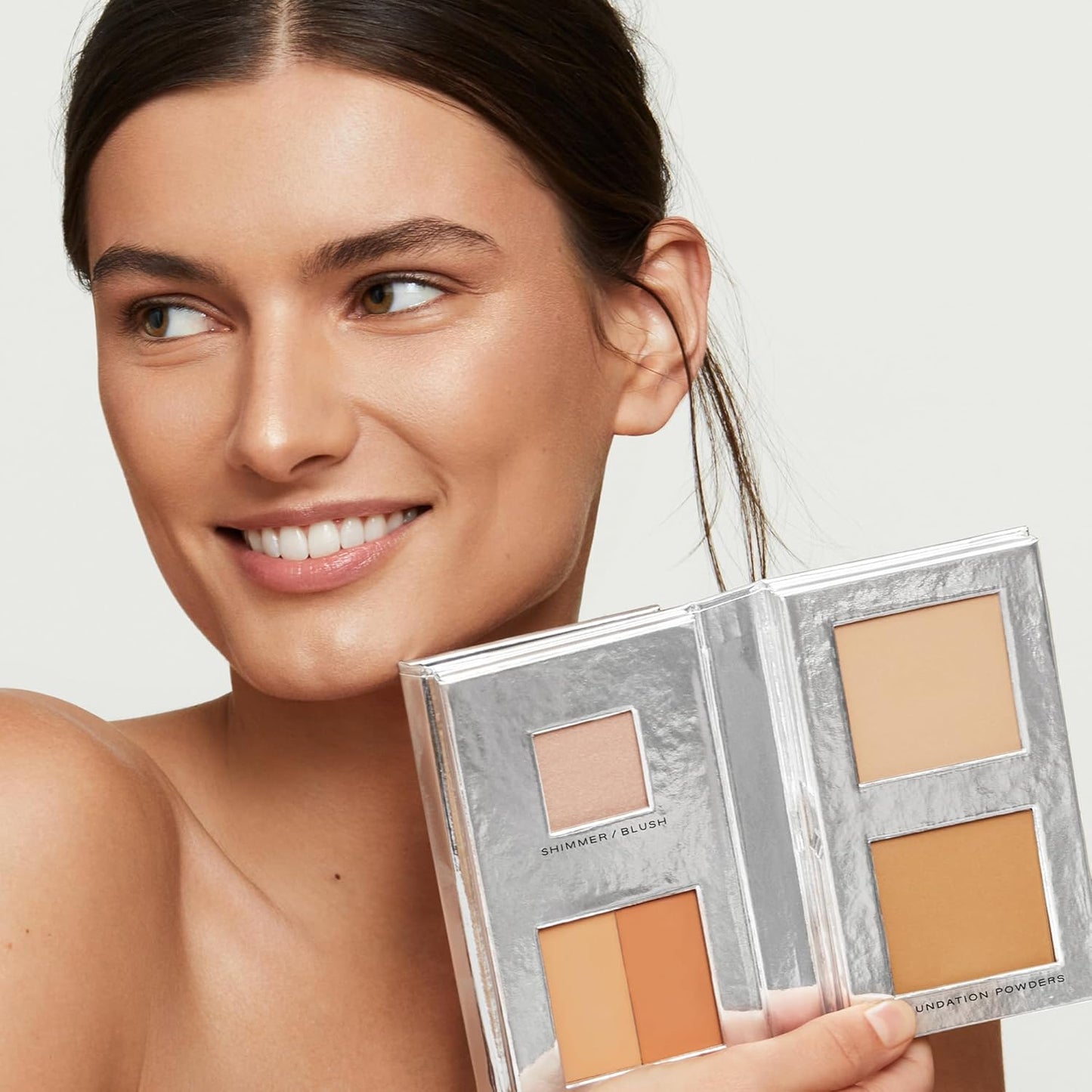 Fold Out Complexion (#2.5 Medium Tan)