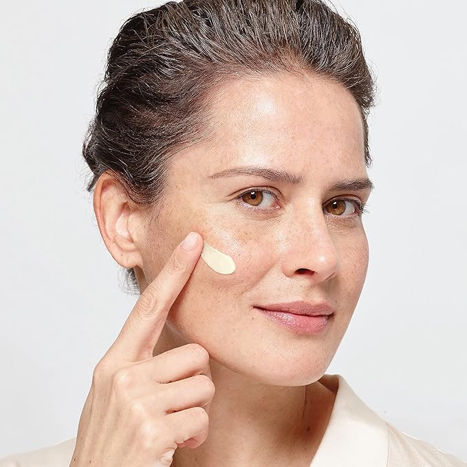 L'Oreal Paris Revitalift Pressed Night Cream, Retinol + Niacinamide, Reduces Wrinkles, Fragrance Free, 1.7 oz + Serum Sample