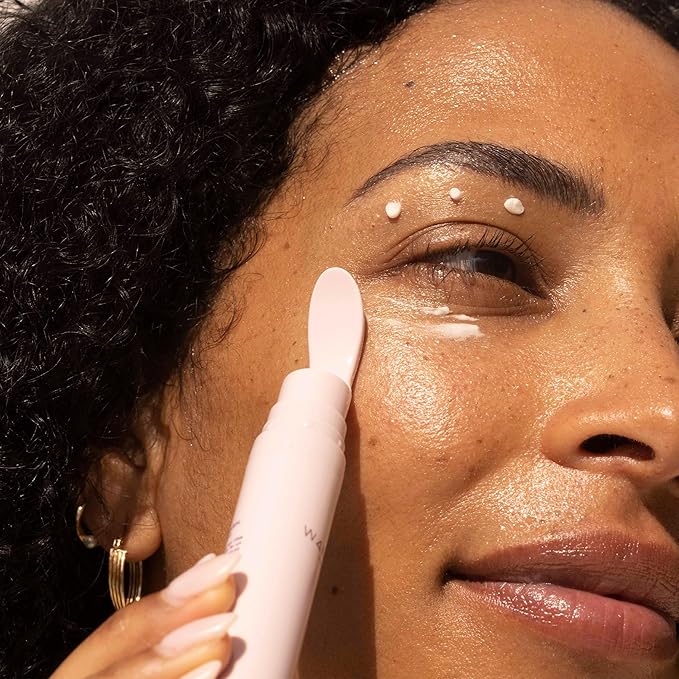 Wander Beauty Baggage Claim Everyday Eye Cream - Eye Serum for Dark Circles, Under-Eye Bags & Fine Lines - Hydrating Eye Cream with Hyaluronic Acid + Vitamin C Brightens, Tightens & Lifts - 0.5 oz